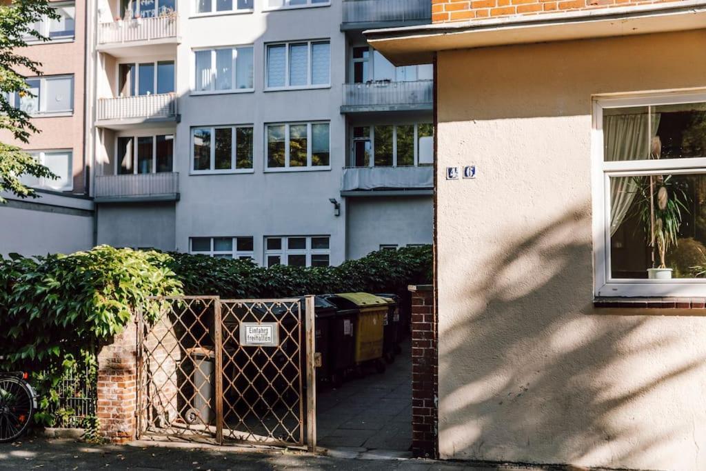 Komplett Neu: 2-Zi Zentral Im Altbau. 24H-Checkin Kiel Exteriér fotografie
